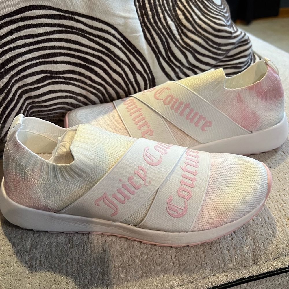 Juicy Couture Slip on shoes